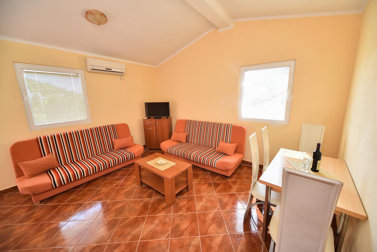 Apartmani Stanisic Чань Экстерьер фото